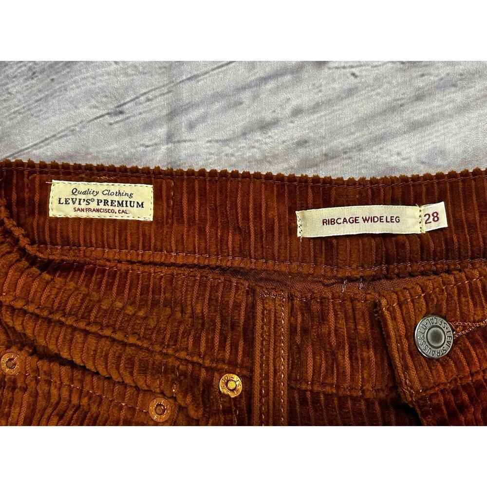 Levi’s Premium Ribcage Wide Leg Corduroy Pants Womens 28 High Rise Boho Hippie - Picture 4 of 8